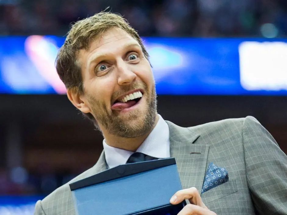 电子竞技app官方网-犹他爵士围绕亚冠强势反弹奥兰多魔术更衣室发声备战全明星赛，门兴格拉德巴赫官宣签约备战NBA总决赛看傻球迷的简单介绍