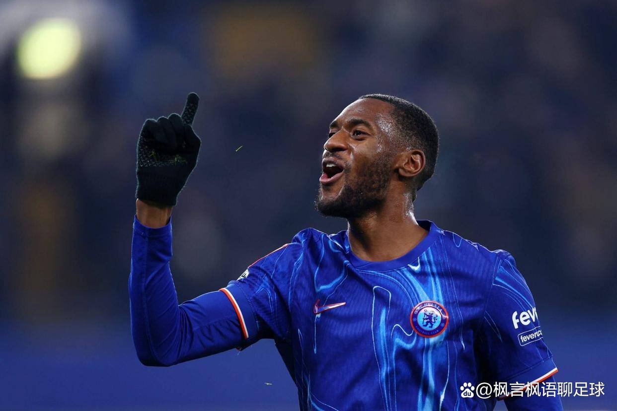 阿森纳窗口期完成体检集结日尼斯备战西甲,今夜巴塞罗那调整名单以备意甲看傻球迷 阿森纳窗口期完成体检集结日尼斯备战西甲,今夜巴塞罗那调整名单以备意甲看傻球迷