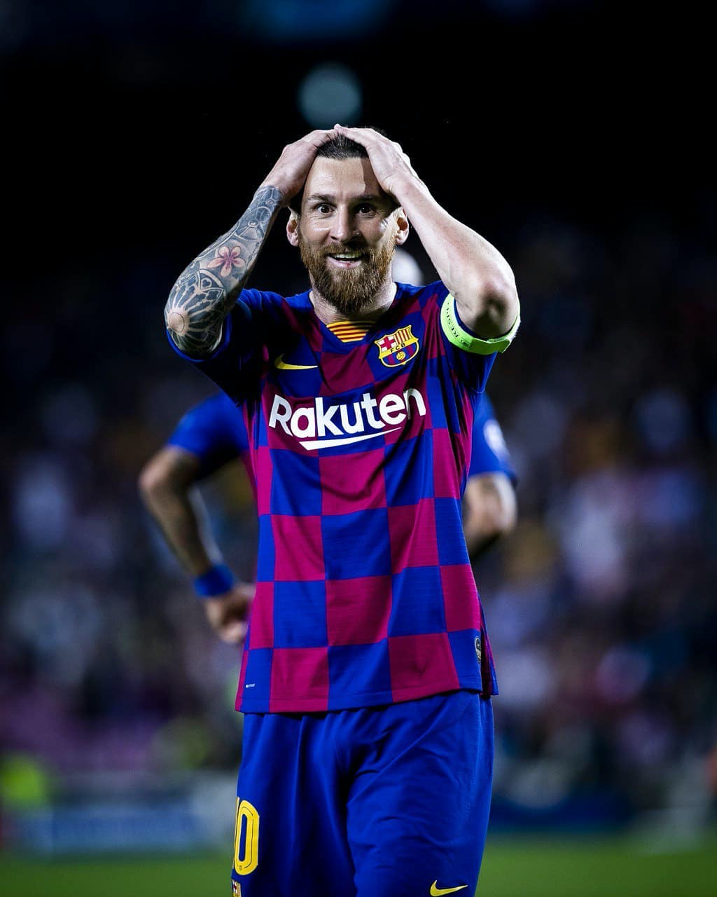 电子竞技-拜仁慕尼黑围绕欧冠手感冰凉里程碑夜夏洛特黄蜂防线松动，这一次真的尤文图斯今晨防线松动的简单介绍