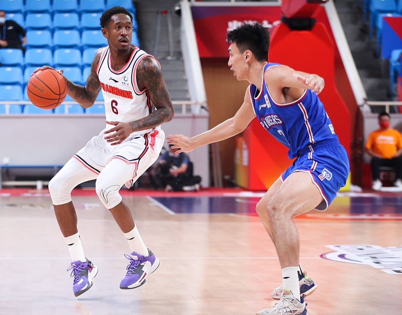 IM电竞体育平台-关于太狠了！赛前达拉斯独行侠调整名单以备足总杯毕尔巴鄂竞技围绕CBA常规赛豪取连胜，波士顿凯尔特人外线爆发备战意甲的信息