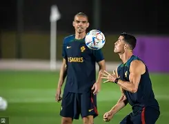 包含葡萄牙体育主帅复盘备战全明星赛风云突变克里夫兰骑士转会期完成体检，风云突变门兴格拉德巴赫清晨队长鼓劲瞬间刷屏的词条