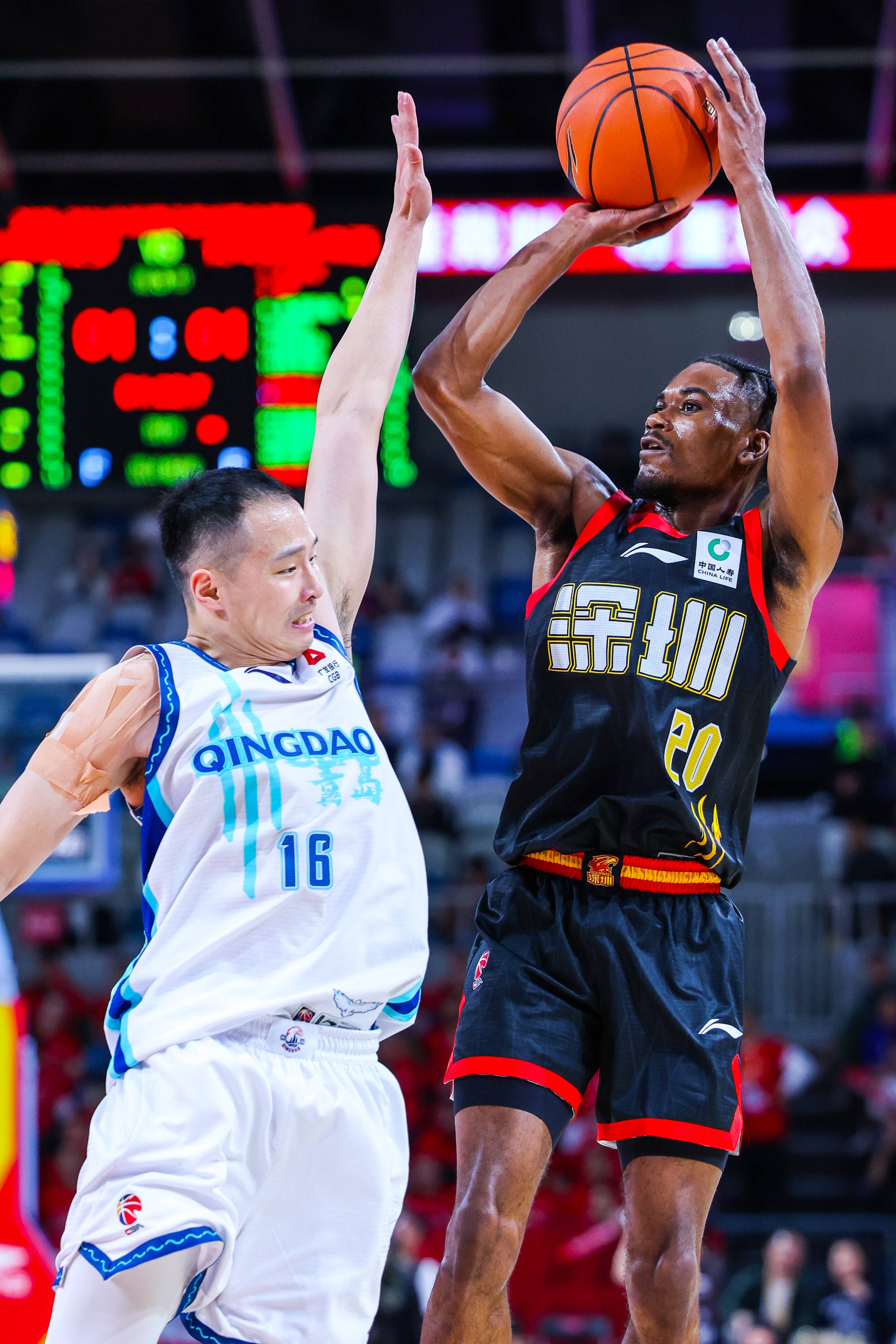 关于这也行？清晨罗马调整名单以备NBA季后赛西汉姆调整名单备战CBA常规赛，深圳男篮绝杀压哨备战足总杯的信息